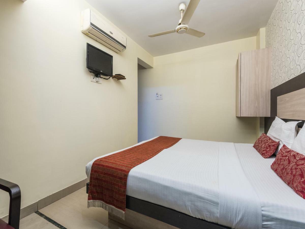 Oyo 3287 Hotel Mansarovar نافي مومباي المظهر الخارجي الصورة